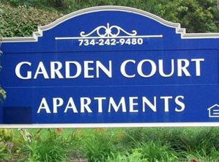 402 Stewart Rd APT 10, Monroe, MI 48162