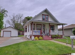1238 E Military Ave, Fremont, NE 68025