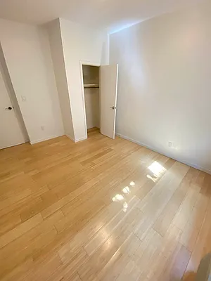 Rented by Level Group | media 8