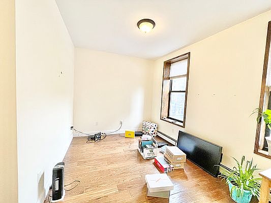 4th image of 657 Flatbush Ave Floor 1