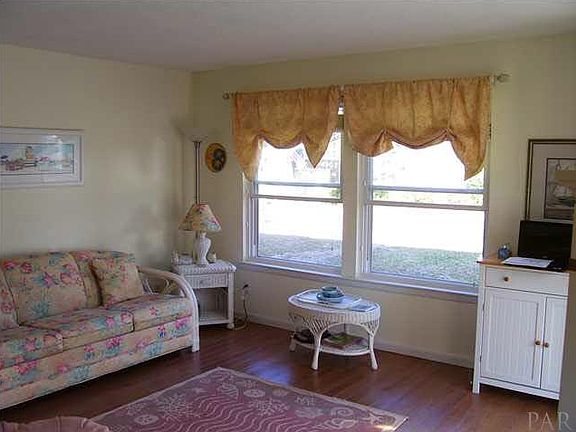 3rd image of 3306 Kingswood Ct