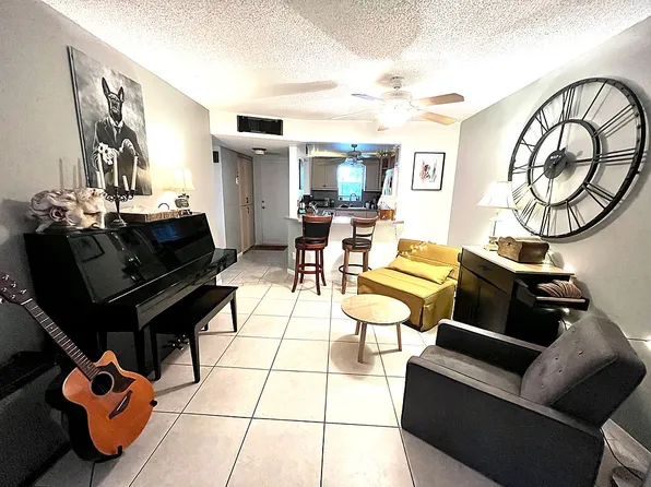 720 E Ocean Ave APT 102, Boynton Beach, FL 33435