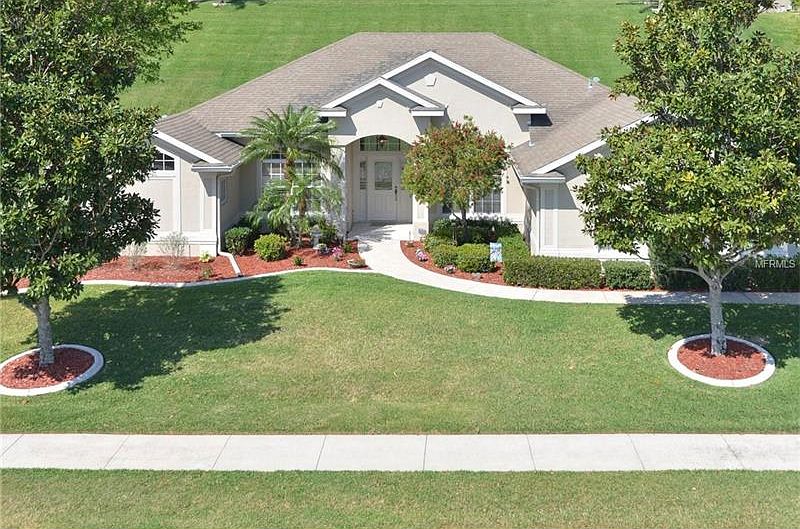 1st image of 12819 Colonnade Cir