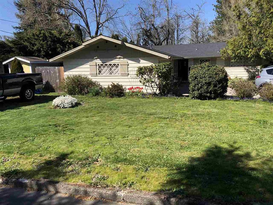 1st image of 1393 Morningside Dr SE