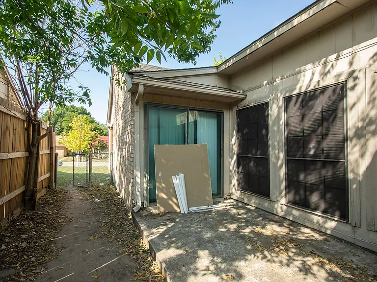 7062 Pineberry Rd — Photo 18