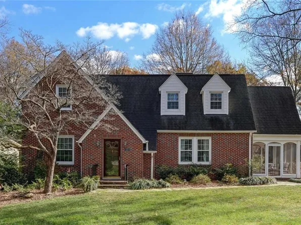 1323 Pennrose Dr, Reidsville, NC 27320