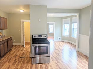 48 Leach St #2, Salem, MA 01970