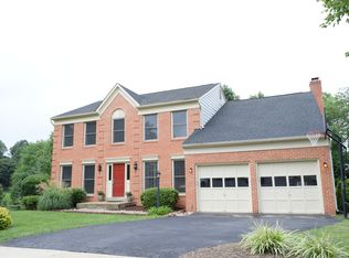 13909 Warm Spring Ct, Clifton, VA 20124