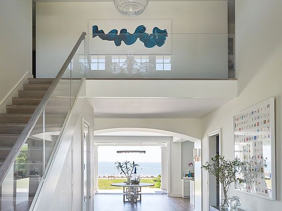 3rd image of 7 Rowayton Avenue