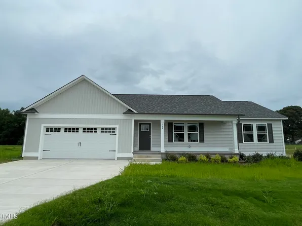 240 Lotus Ave, Smithfield, NC 27577