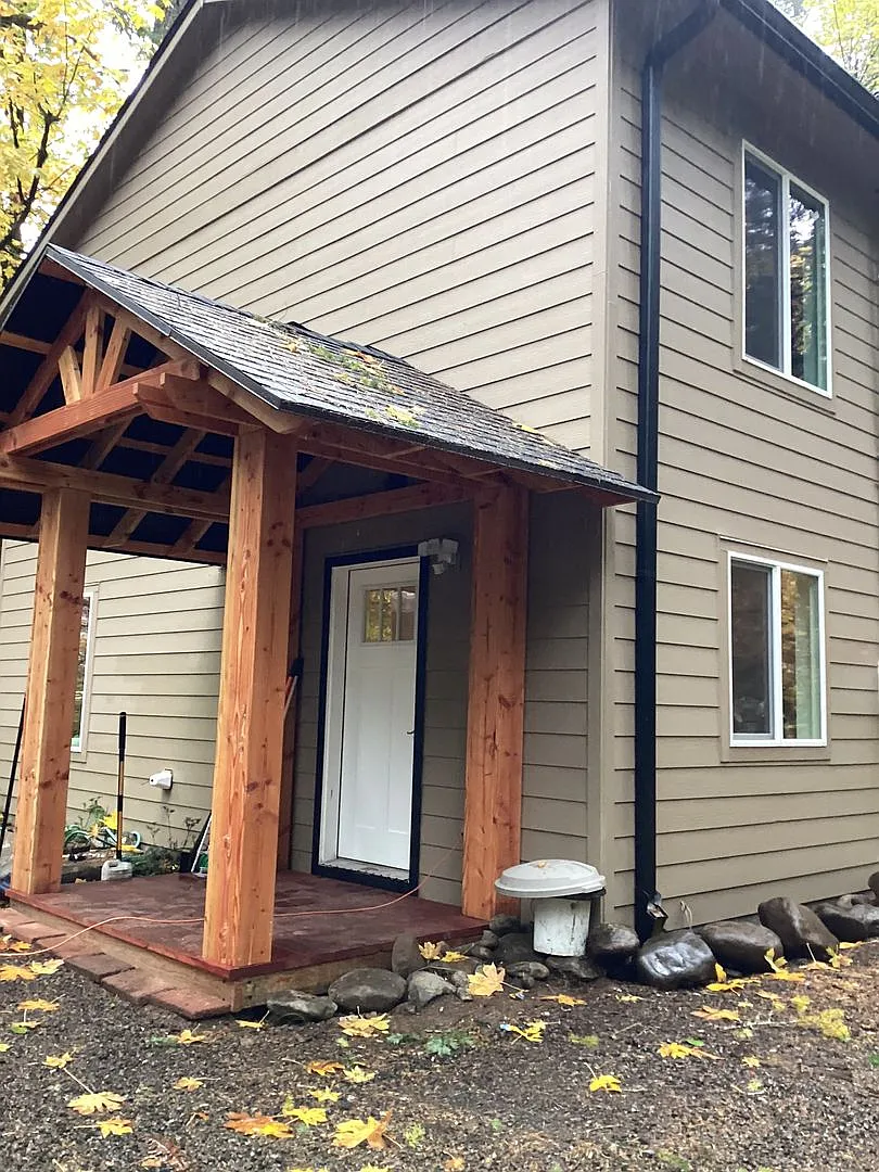 Building Photo - 27130 E Sleret Ln
