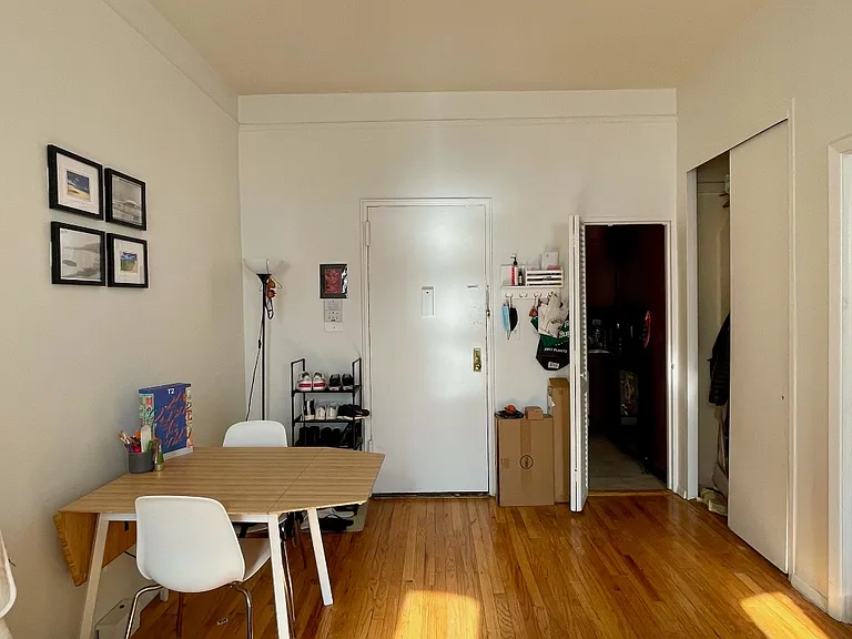 1555 2nd Ave #2F — Photo 3