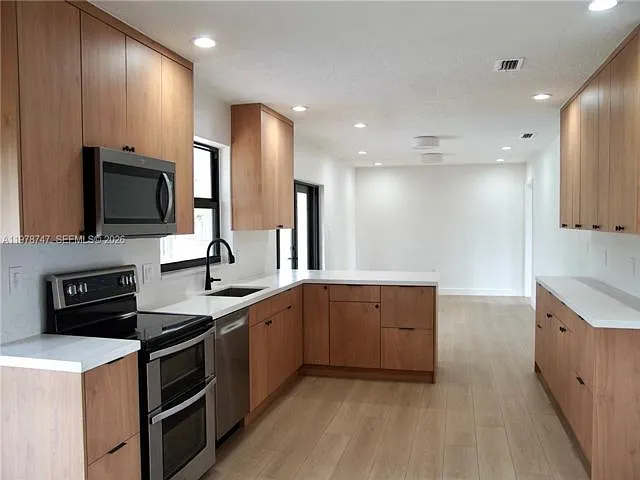 12504 SW 99th Ave — Photo 9