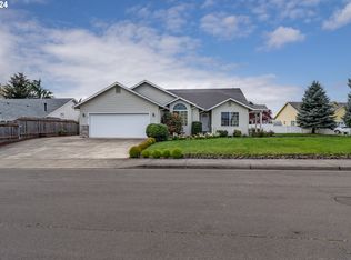 341 Candis Ct, Sutherlin, OR 97479