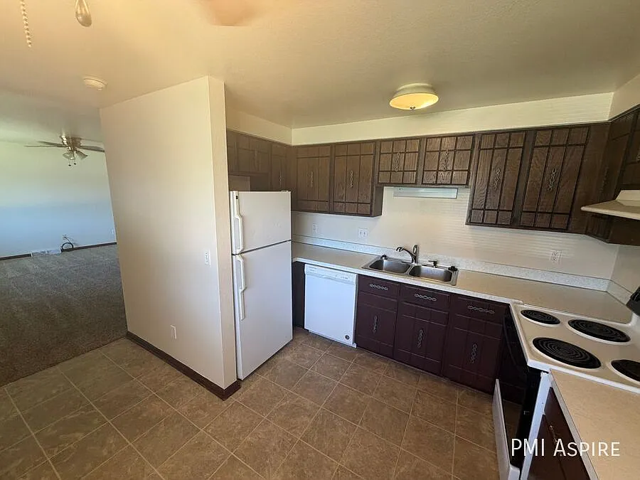 2 Bedroom 1 Bathroom Apartment in Berthoud — Photo 3