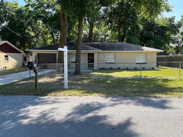 1st image of 833 Shay Dr