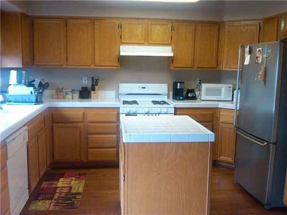5th image of 3806 Coral Crest Way