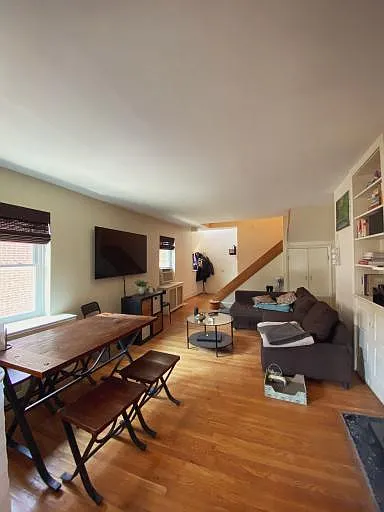 325 S 17th St #3-R — Photo 2