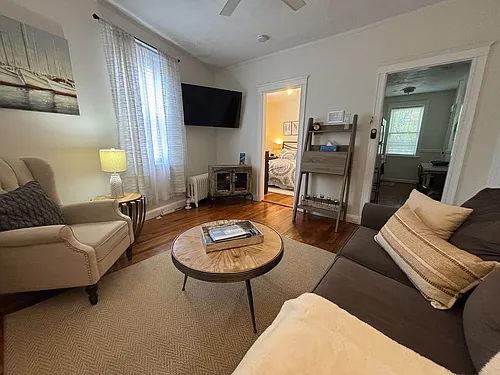 183 Kent St Photo 1