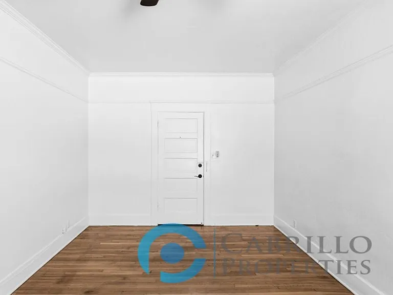 Casa Blanca Apartments — Photo 29