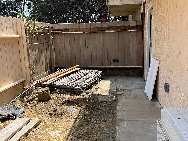 1023 N Citrus Ave — Photo 14