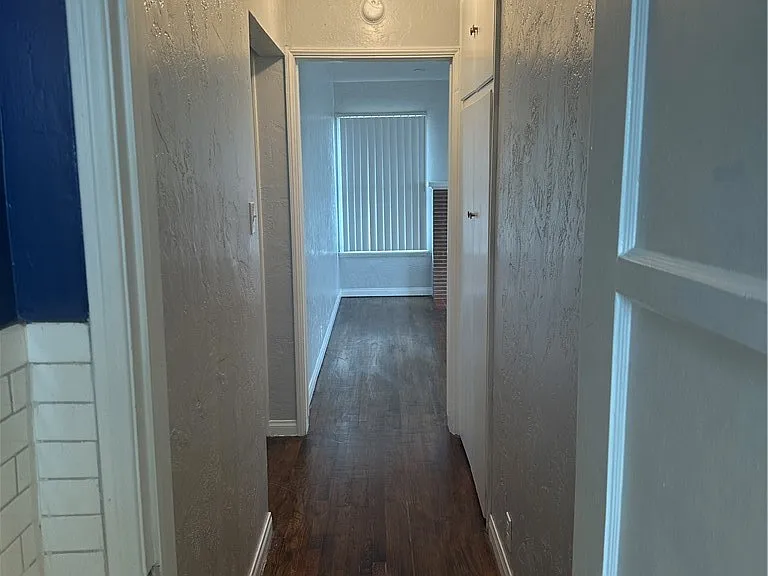 35214 Avenue C — Photo 22