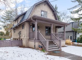 301 Maple Rdg, Ann Arbor, MI 48103