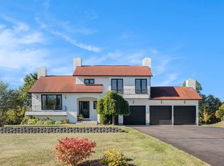 12 Davis Ln, Rideau Lakes, ON K7A 4S5