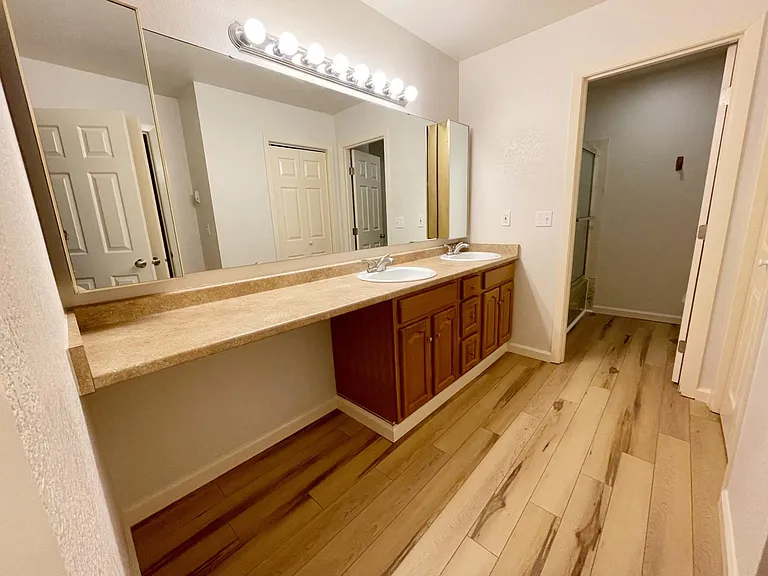 1130 Mila St — Photo 17