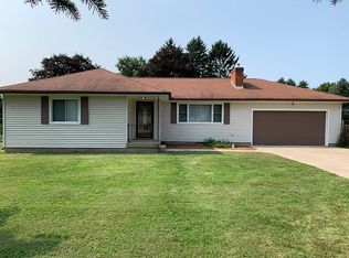 2762 Hillcrest Dr, Lexington, OH 44904