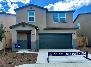 6421 W Austin Way, Fresno, CA 93723