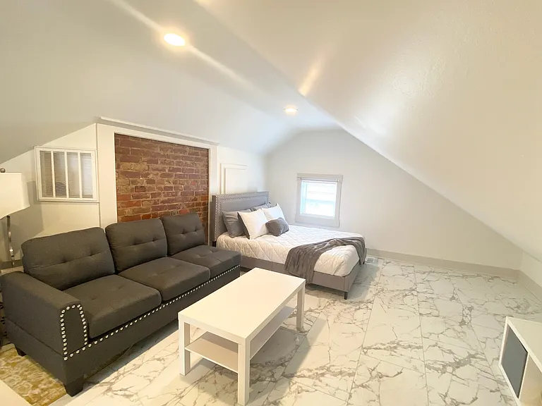 3467 Vine St — Photo 9