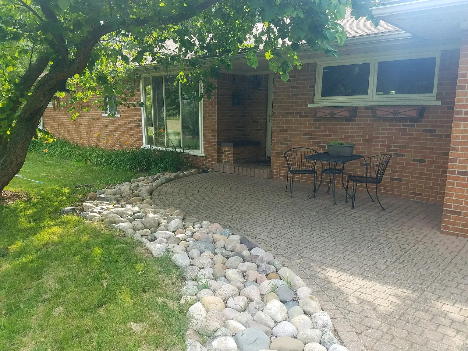 13801 Silver Lake Rd photo 1