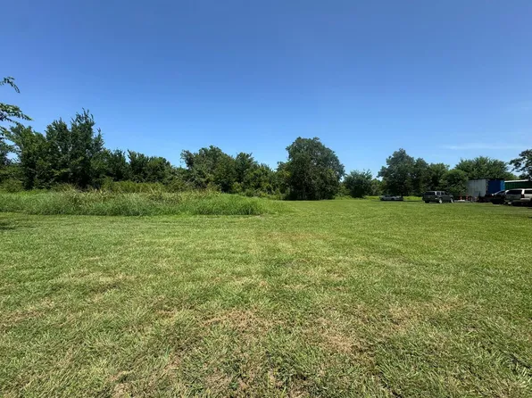 Td E Bu 59 #E, Hungerford, TX 77448