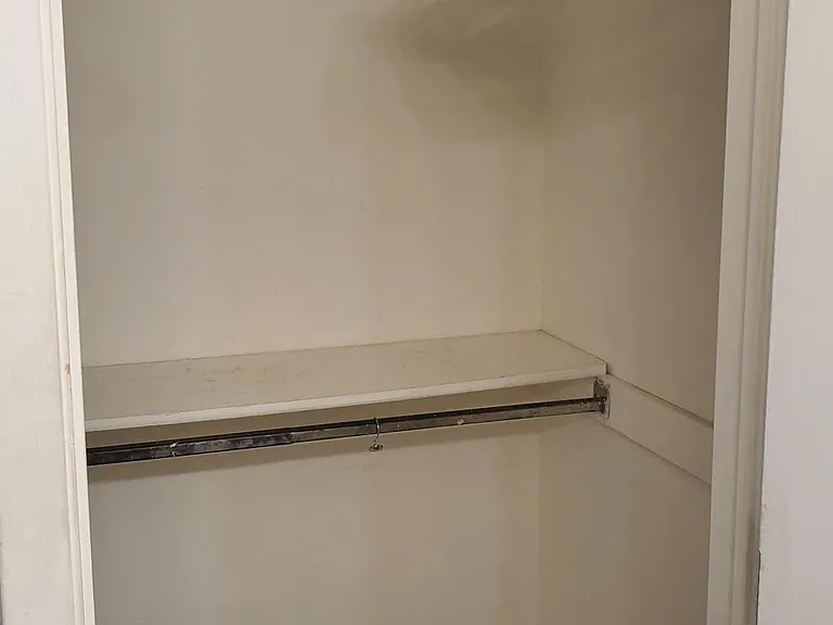 2nd closet (walk-in) for master attached to a separate vanity