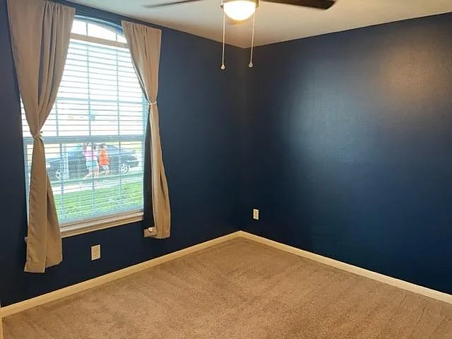1215 Wallflower Ave — Photo 16