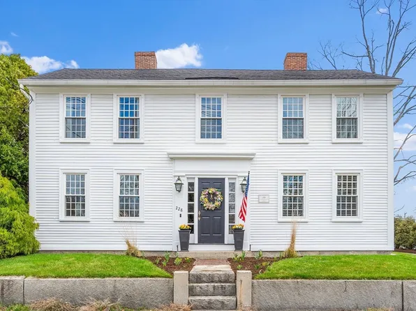 228 Main St, Groton, MA 01450