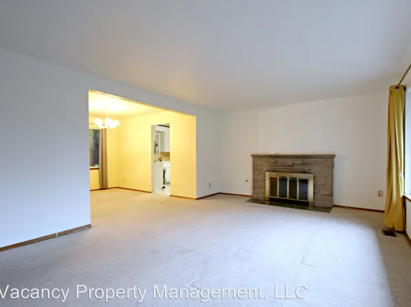 13430 4th Ave SW, Burien, WA 98146