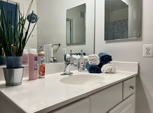 812 Gallop Hill Rd #T2-20879, Gaithersburg, MD 20879