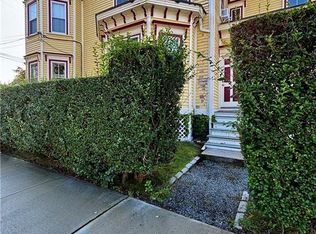 51 Annandale Rd APT 2, Newport, RI 02840
