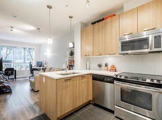 15388 105th Ave #209, Surrey, BC V3R0C4