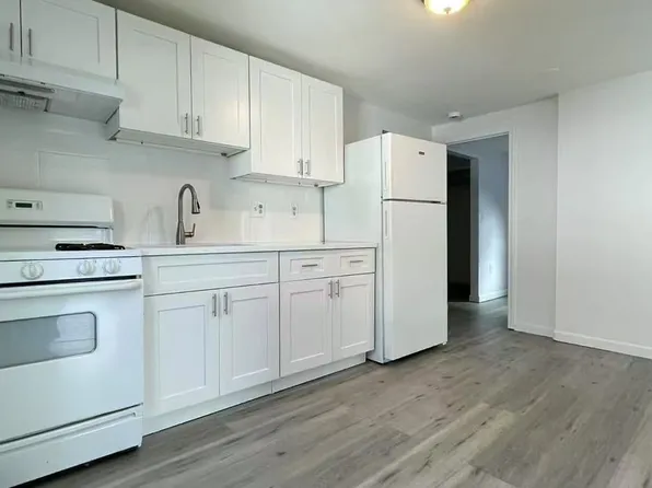 56 Phipps St #2B, Quincy, MA 02169