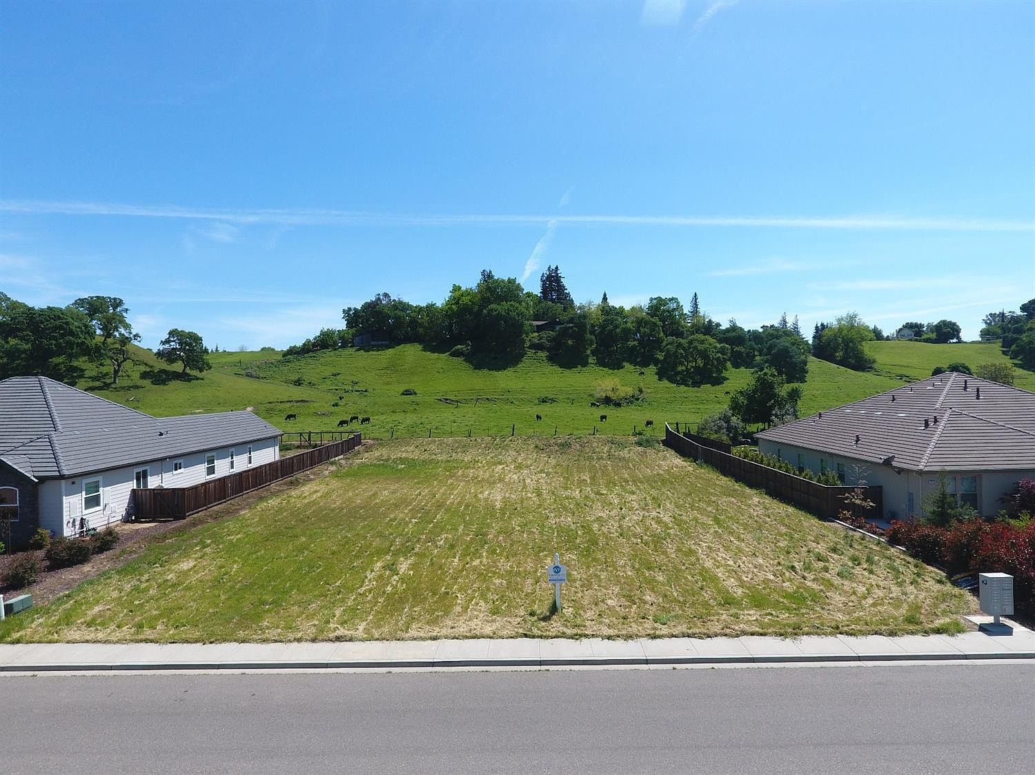 10200 Fox Borough Dr, Oakdale, CA 95361 Zillow