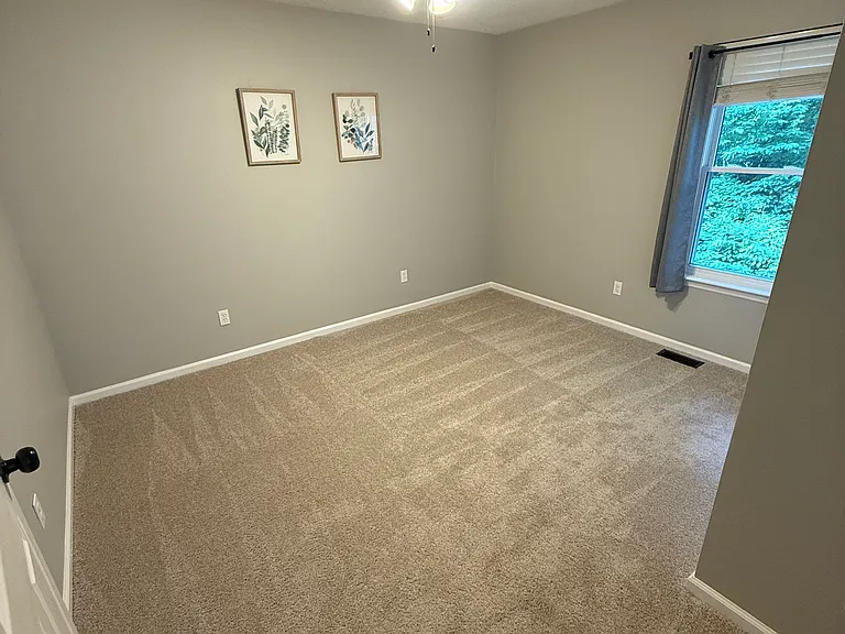 8001 Maxwelton Dr — Photo 6