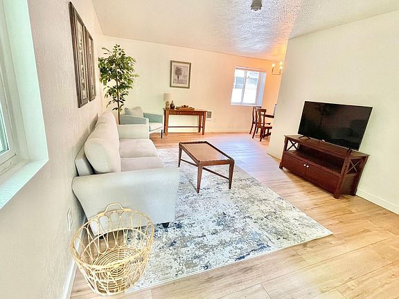 2nd image of 1110 W 10th Ave APT 2