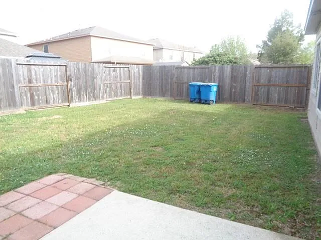 6702 Castle Terrace Ct — Photo 34
