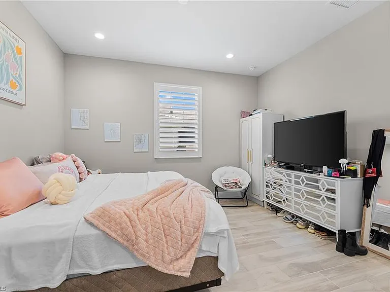 2609 Seychelles Cir #1608 — Photo 19