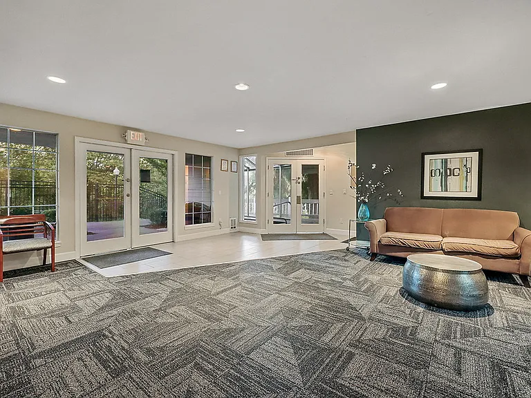 Sammamish View — Photo 3