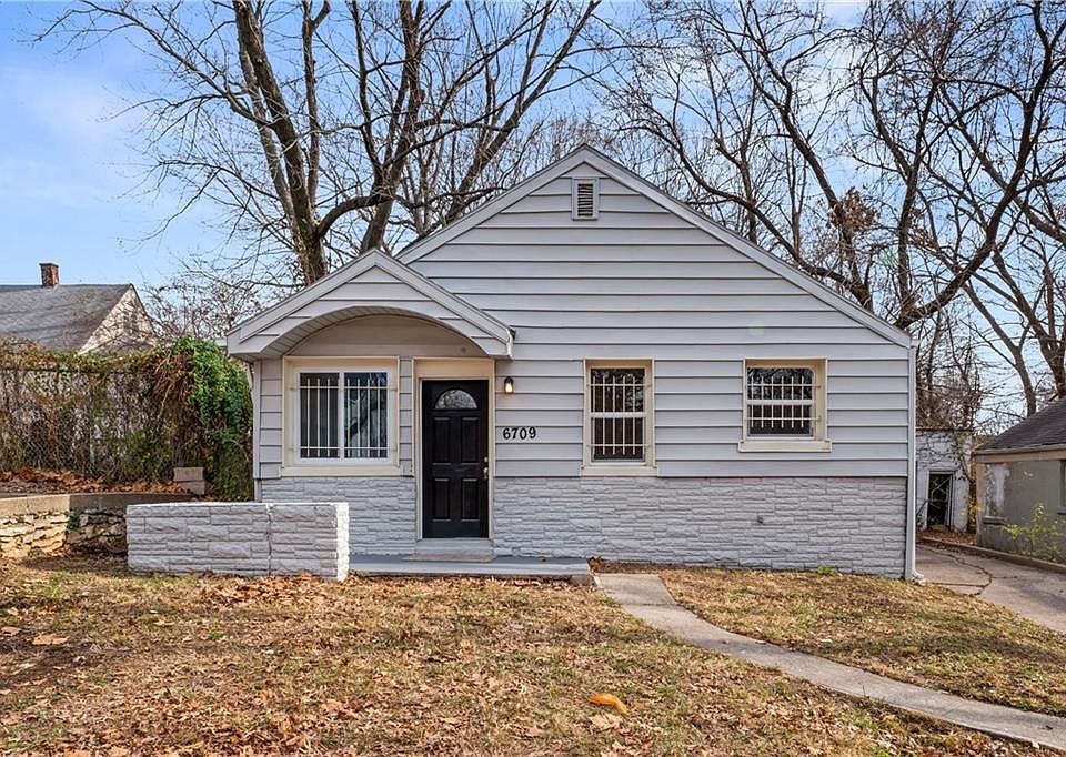 1st image of 6709 Agnes Ave