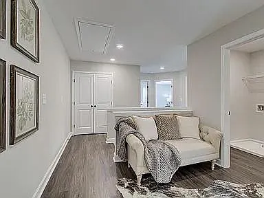 1917 Carovel Way — Photo 13